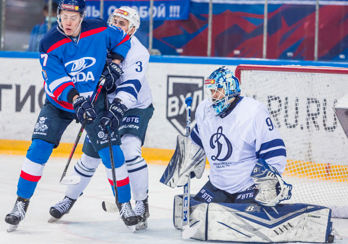 Динамо - Лада