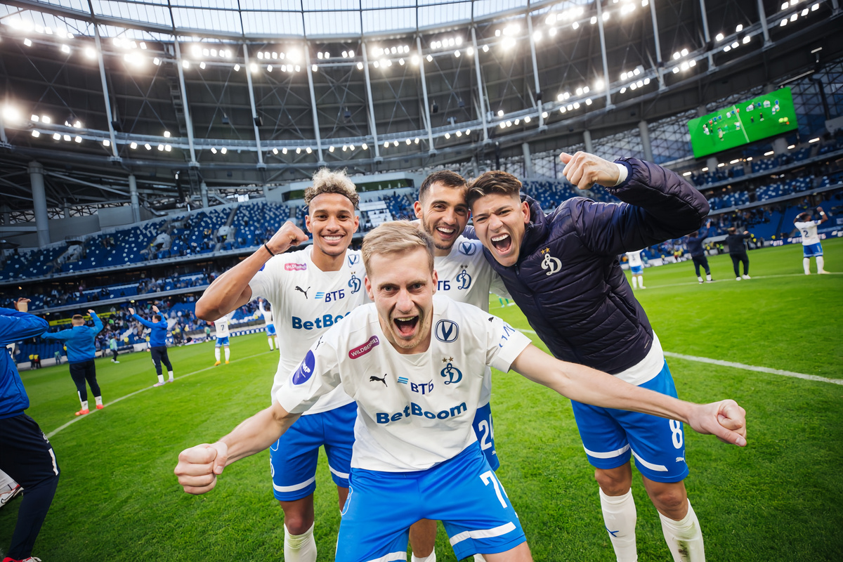 Динамо - Крылья Советов