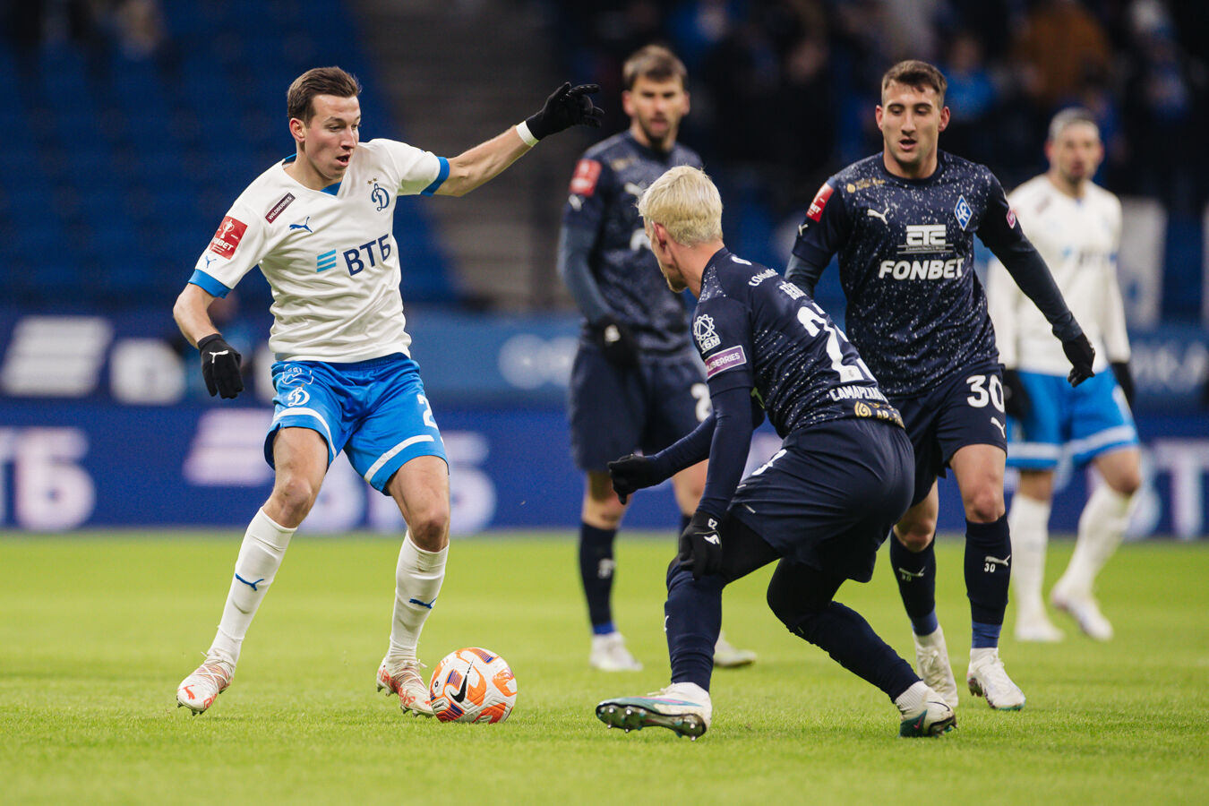 Динамо - Крылья Советов